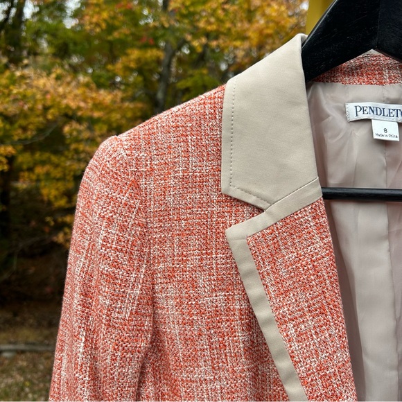 Pendleton vintage Women's Coral Tweed Blazer with Beige Accents size 8 - Picture 5 of 8